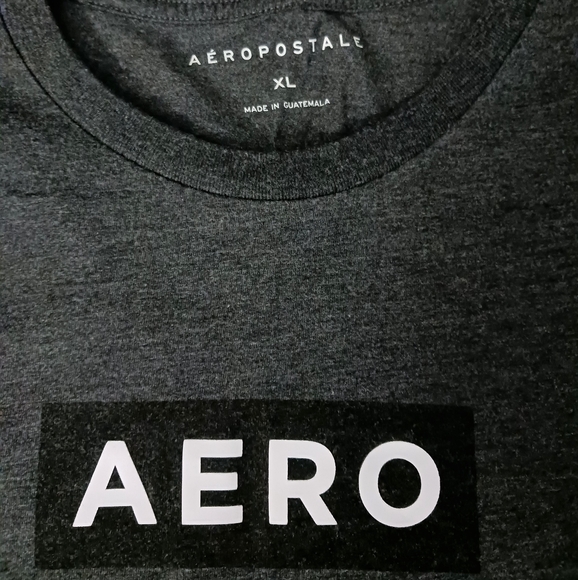 Aéropostale T-Shirt - Picture 3 of 4